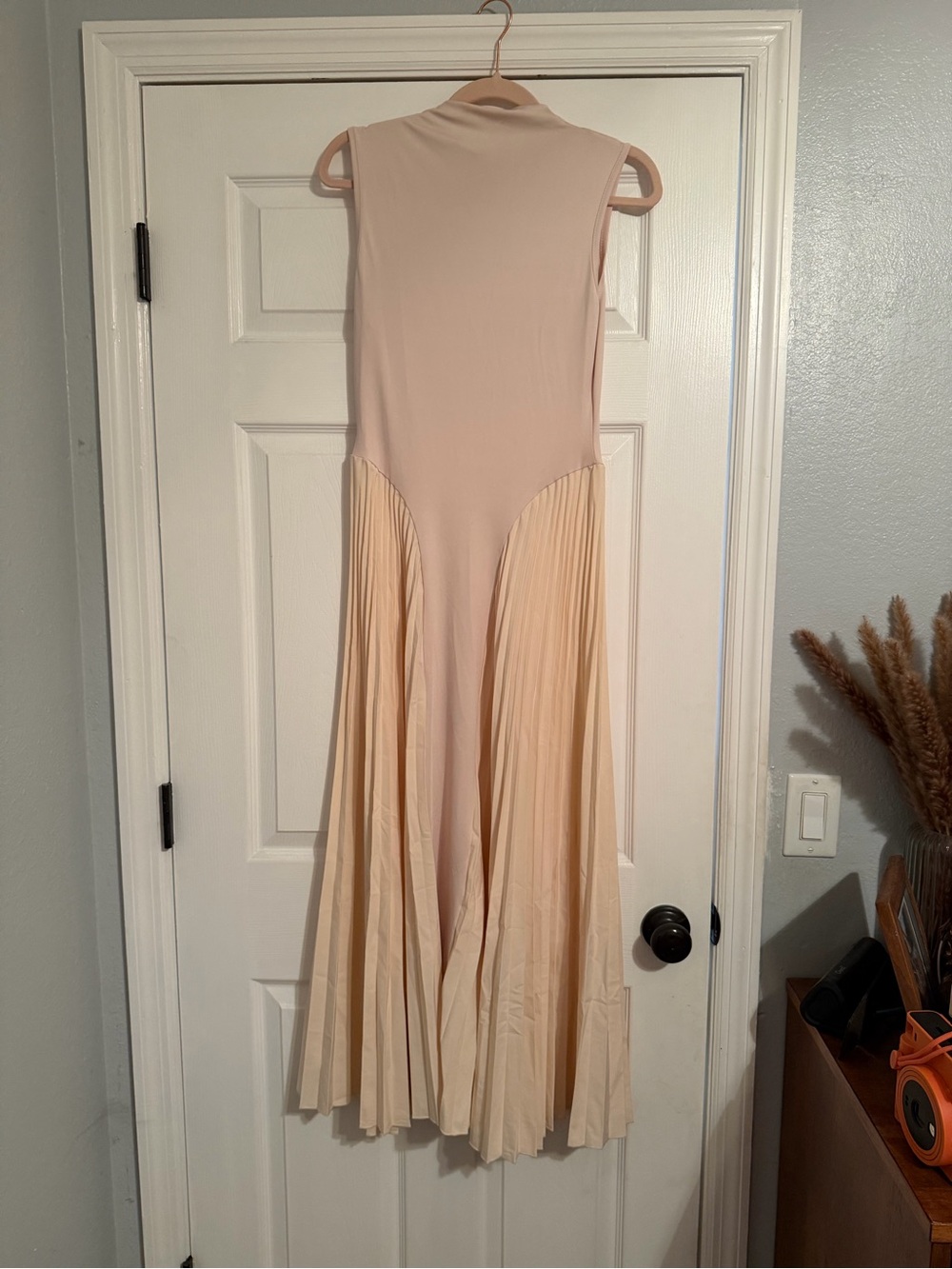 Commense Sleeveless Maxi Dress in Blush and Cream